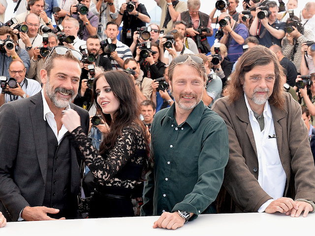 Джеффри Дин Морган, Ева Грин, Мадс Миккельсен и Кристиан Левринг Джеффри Дин Морган, Ева Грин, Мадс Миккельсен и Кристиан Левринг