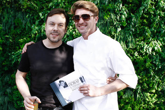 Игорь Чапурин и Денис Калмыш Презентация книги и летней музыкальной программы в "Гараже" (фото 3)