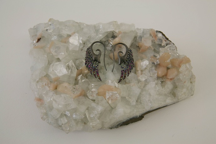 Pop-up store Noor Fares в галерее Захи Хадид Pop-up store Noor Fares в галерее Захи Хадид