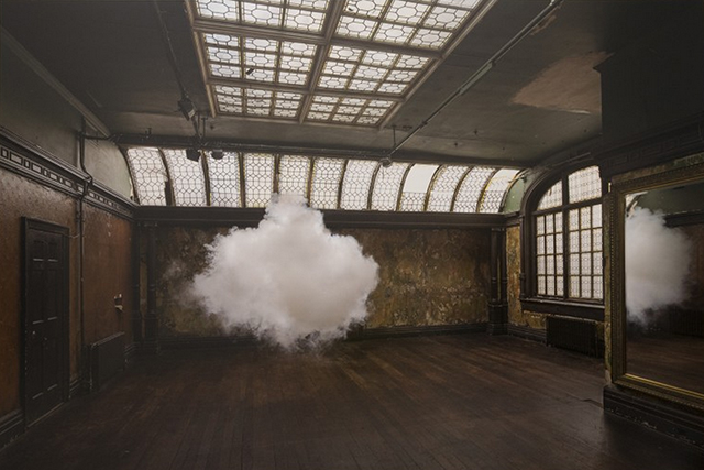 "Искусственные облака" Берднаута Смилде выставлены в Лондоне (фото 6)