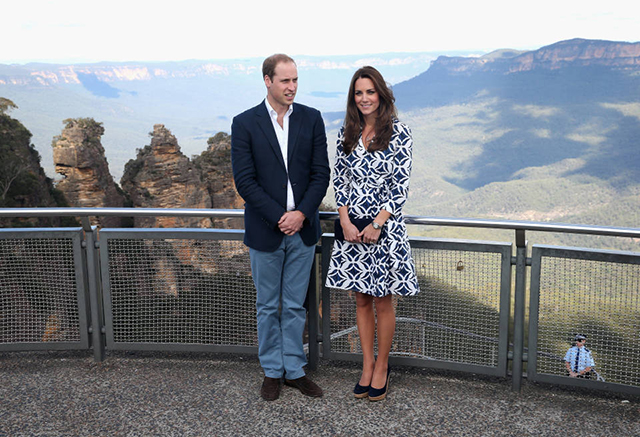 Платье Кейт Миддлтон раскупили за считанные минуты (фото 1)