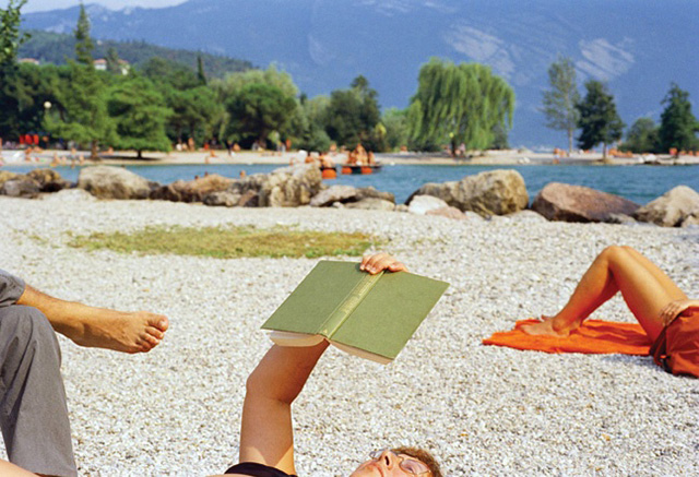 Мартин Парр, Италия. Озеро Гарда. Рива дель Гарда, 1999 10 поводов вспомнить о телеприемнике (фото 1)