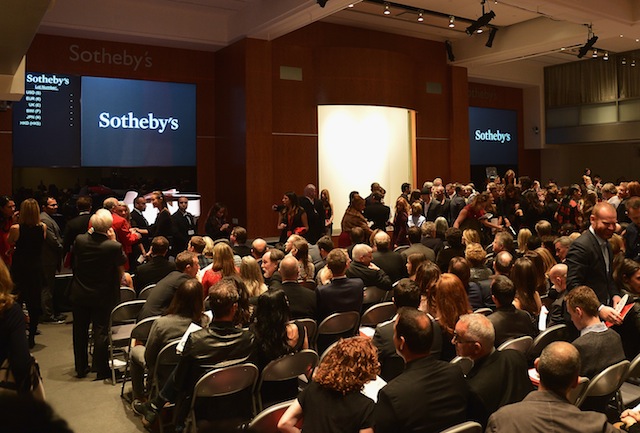 Благотворительные торги (RED) в аукционном доме Sotheby's (фото 2)