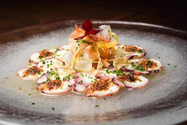 Стивен Тайлер на ужине в ресторане Nobu (фото 1)