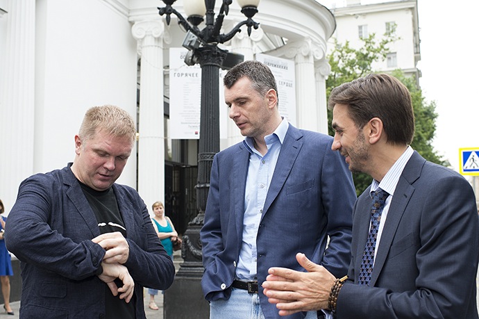 Андрей Колесников, Михаил Прохоров и Михаил Абызов