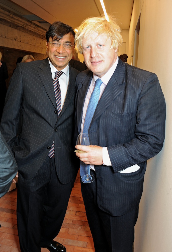 Лакшми Миттал и Борис Джонсон Лакшми Миттал и Борис Джонсон