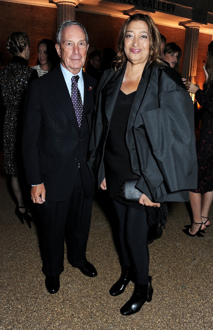 Майкл Блумберг и Заха Хадид Майкл Блумберг и Заха Хадид