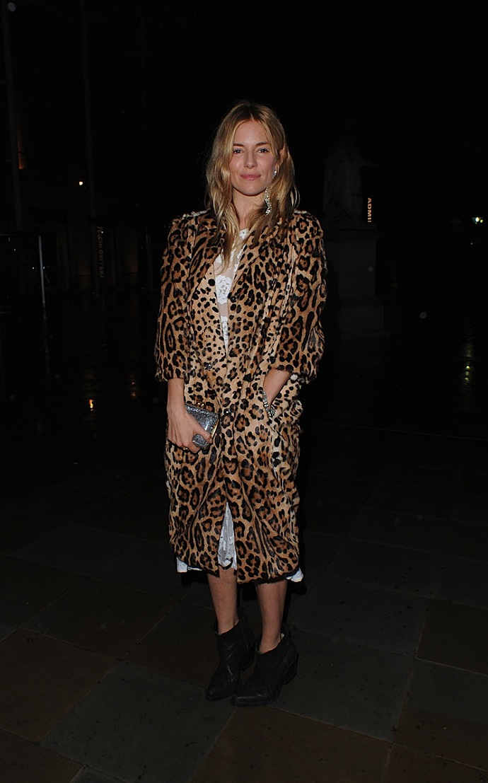 Сиенна Миллер Сиенна Миллер