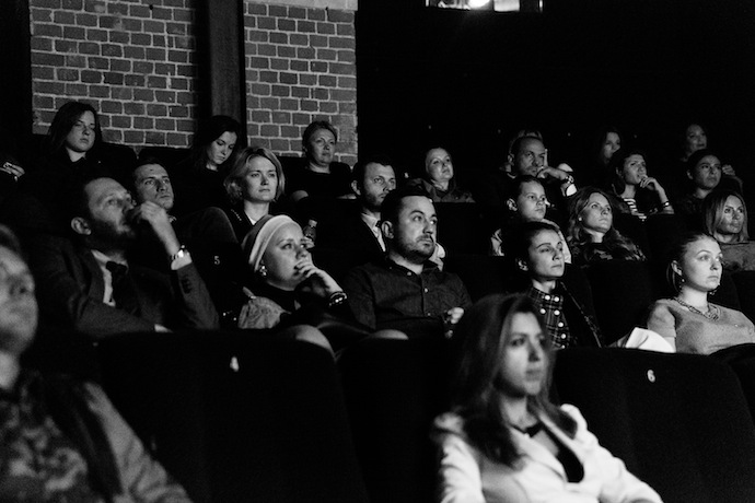 Премьера в ЦДК: "Бергдорф Гудман: Больше века на вершине модного олимпа" Премьера в ЦДК: "Бергдорф Гудман: Больше века на вершине модного олимпа"