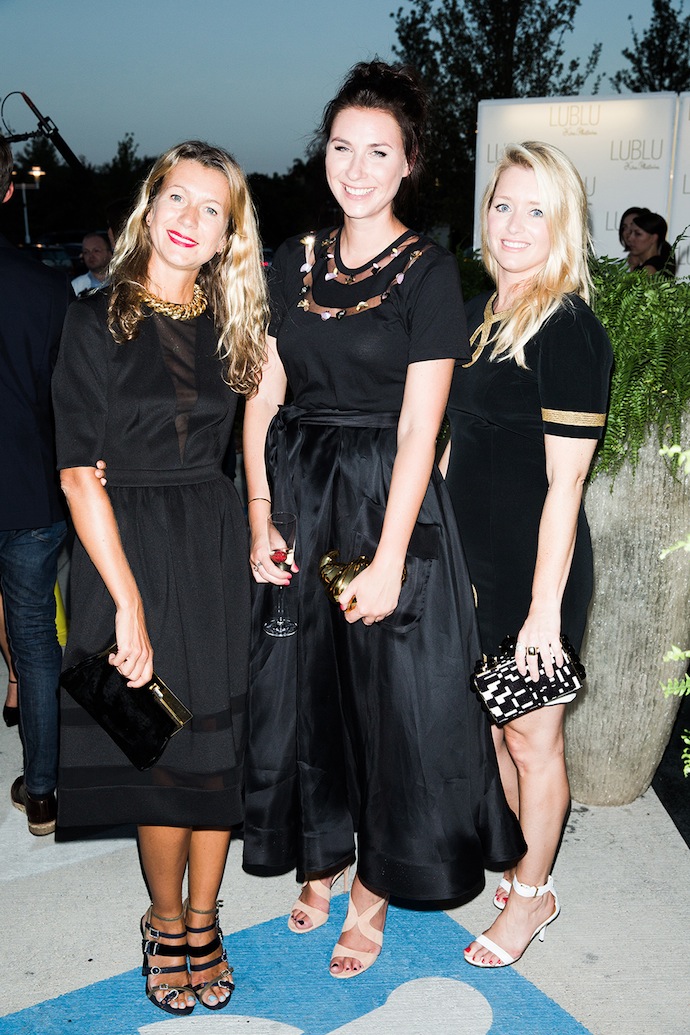 Натали Джус, Дарья Веледеева и Джоан Кинг Натали Джус, Дарья Веледеева и Джоан Кинг