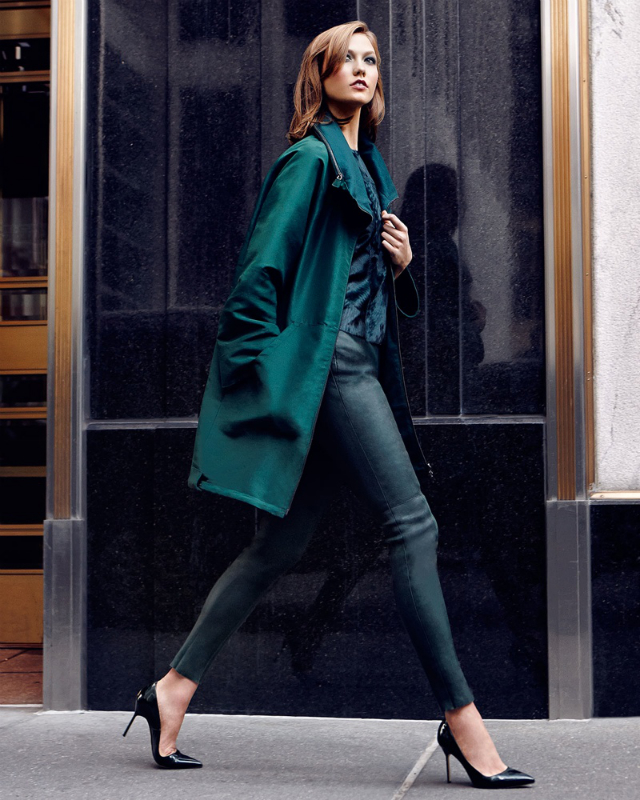 Карли Клосс в съемке Neiman Marcus (фото 1)