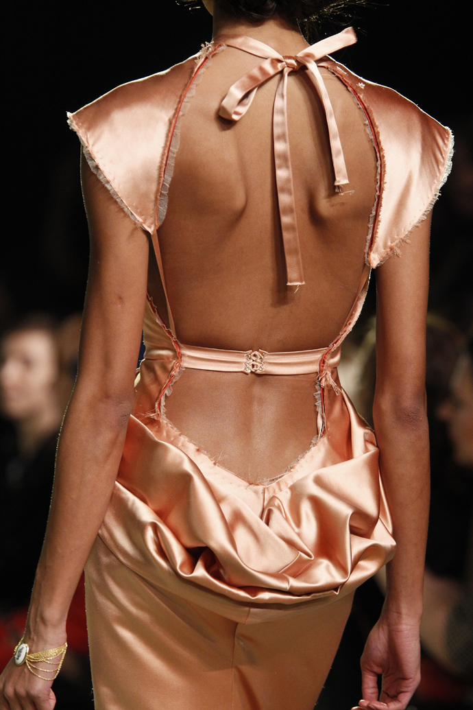 Backstage показа Ulyana Sergeenko в Париже (фото 31)