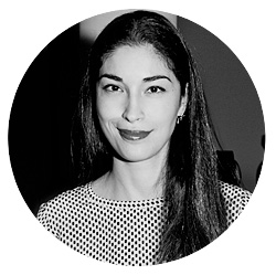 Кэролайн Исса Кэролайн Исса