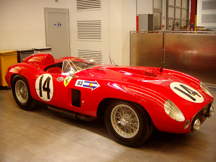 Экскурсия Buro 24/7: завод Ferrari (фото 2)