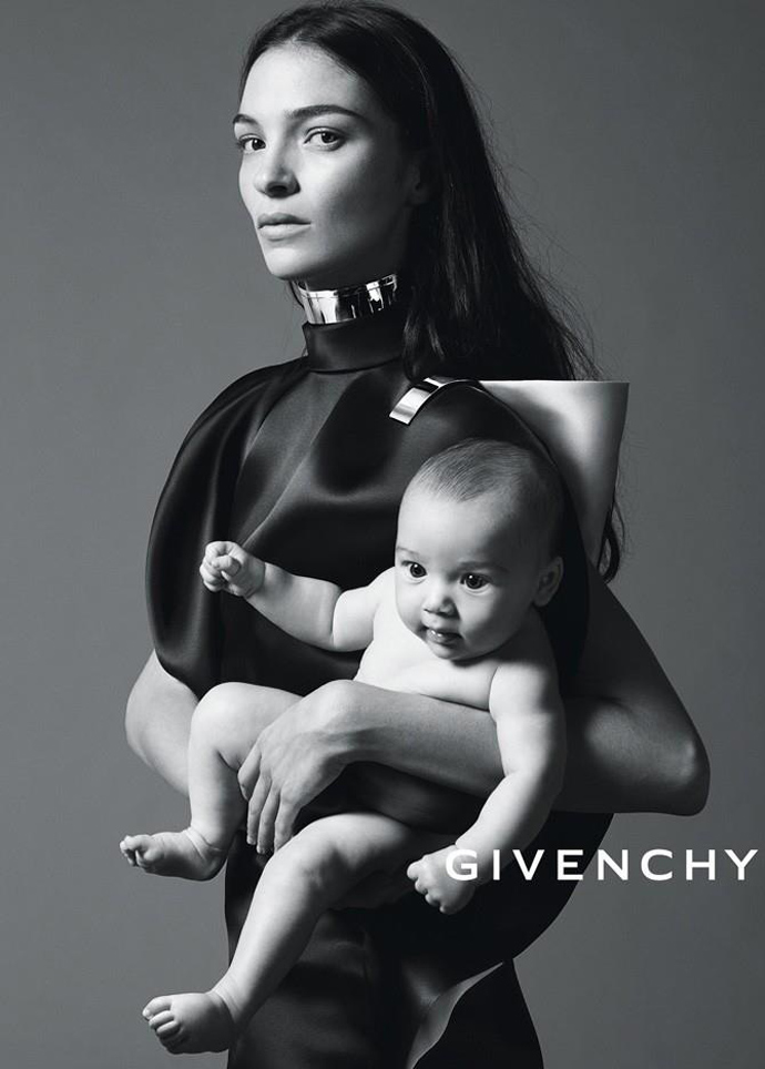 Мариякарла Босконо в рекламе Givenhcy весна-лето 2013