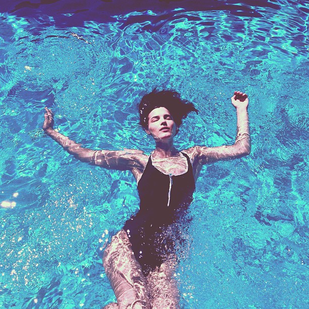 Ханнели Мустапарта (@hannelim) Ханнели Мустапарта (@hannelim)