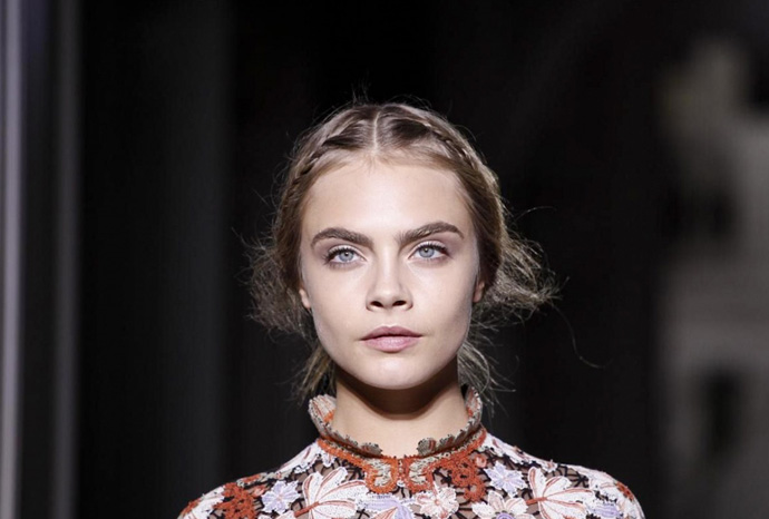 Неделя высокой моды в Париже: Valentino (фото 3)