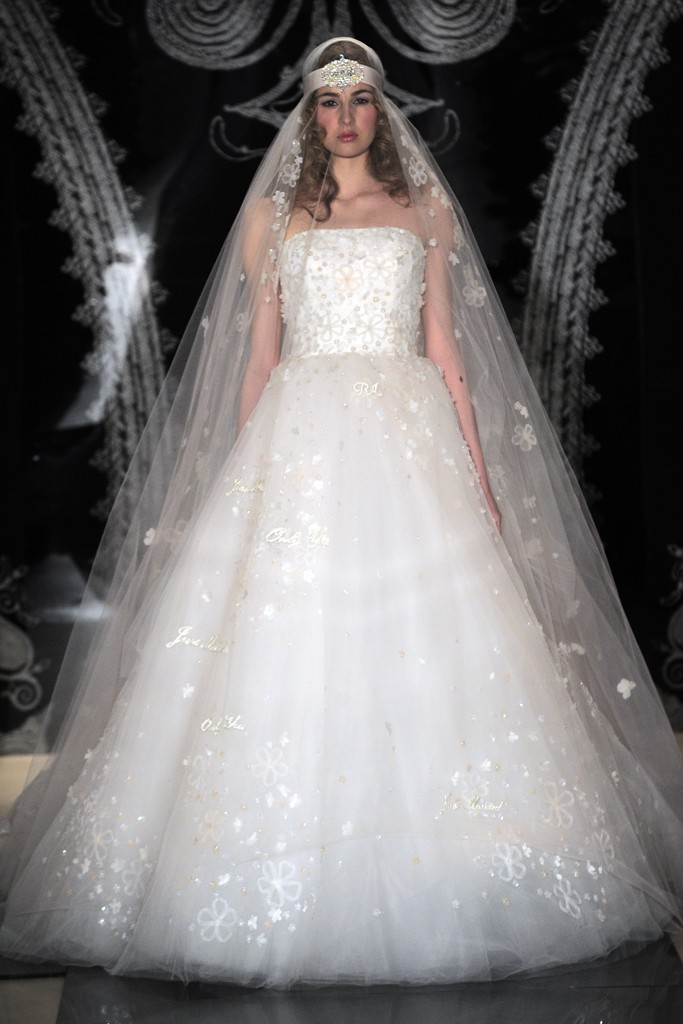Свадебное платье Reem Acra