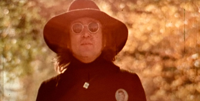 Джон Леннон гуляет по осеннему Нью-Йорку в клипе «Mind Games»