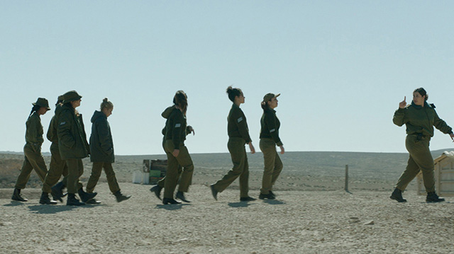 Кадры из фильма "Мотивации ноль" (Zero Motivation) На кинофестивале "Трайбека" назвали победителей (фото 2)