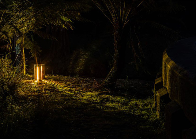 Не садись на пенек: светильник от австралийского дизайнера (фото 4)