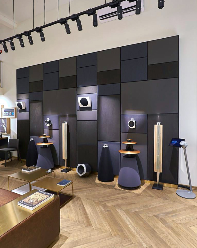В Москве открылся салон Bang & Olufsen (фото 1)