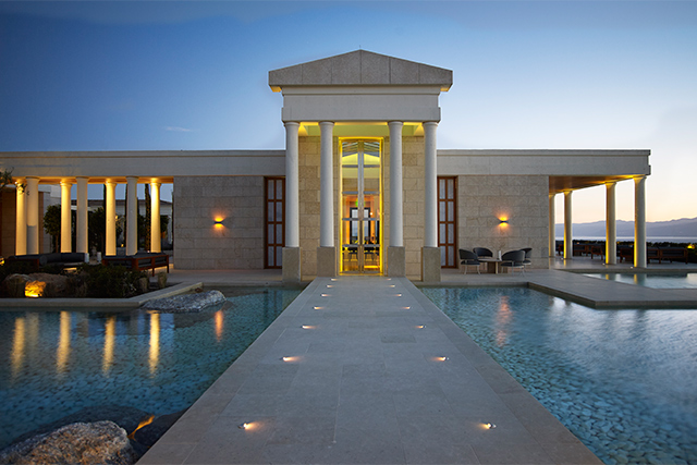 Как стать богатой древнегреческой женой: отель Amanzoe на Пелопоннесе (фото 5)