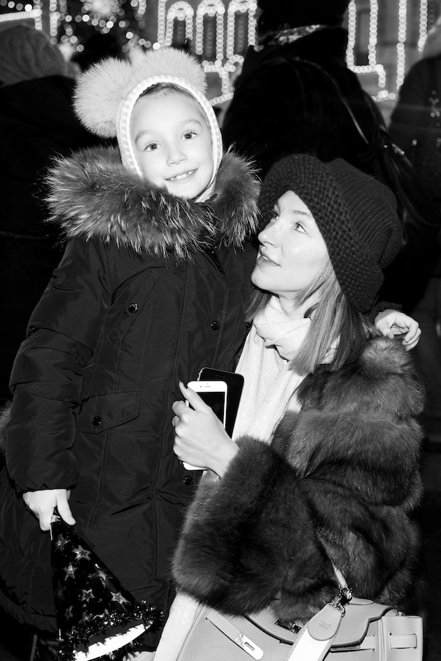 Открытие рождественской ярмарки и ГУМ-катка на Красной площади (фото 10)