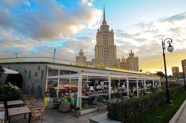 Лучшие веранды московских ресторанов (фото 10)