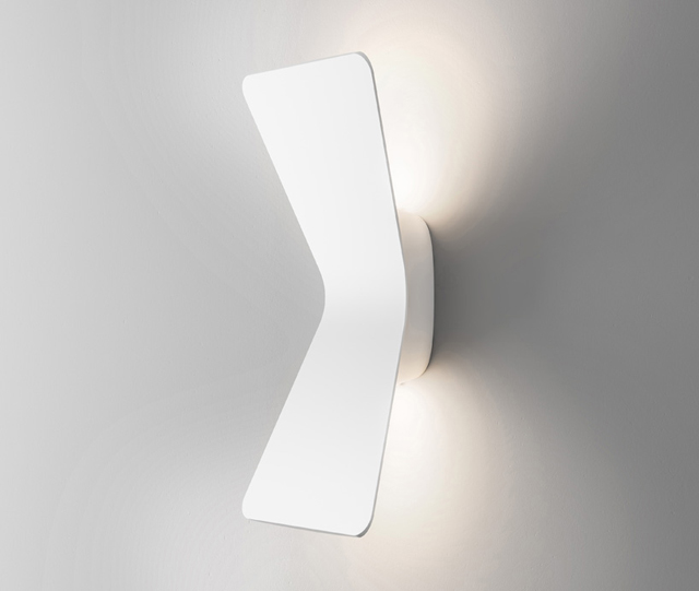 Настольная лампа и другие светильники от Карима Рашида (фото 4)