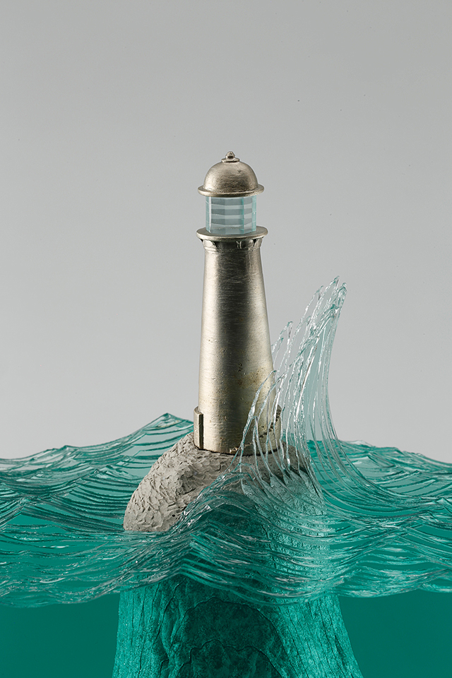 Стеклянное море: новая серия скульптур Бена Янга (фото 3)