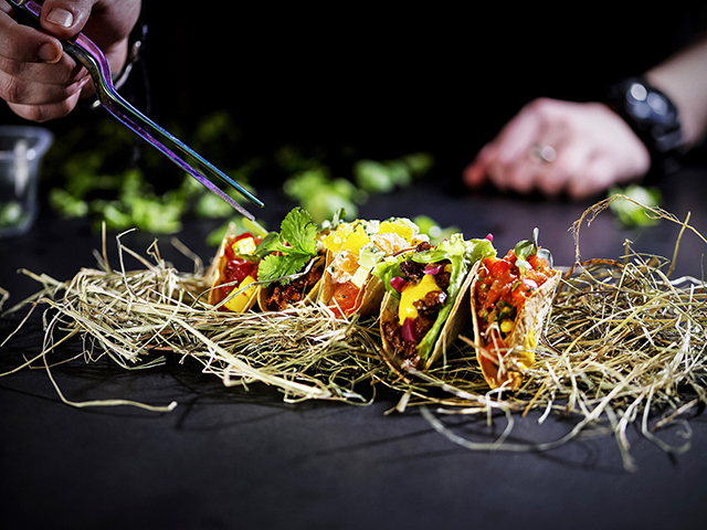 Сила Масленицы: самые необычные упражнения на тему блинов в ресторанах Москвы (фото 2)