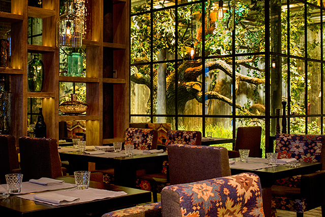 Весенний марафон: 8 Марта в ресторанах Москвы (фото 5)