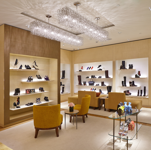 Адрес недели: магазин женской обуви Louis Vuitton в ЦУМе (фото 2)