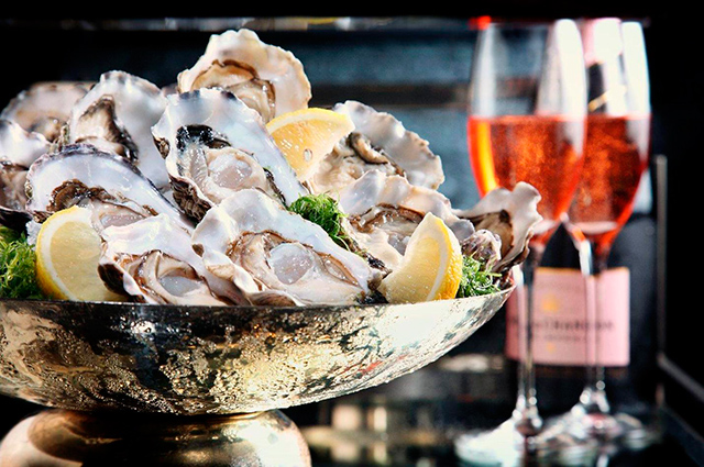 Весенний марафон: 8 Марта в ресторанах Москвы (фото 4)