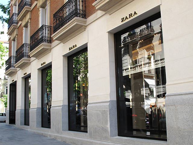 Анна Винтур заинтересовалась брендом Zara (фото 1)