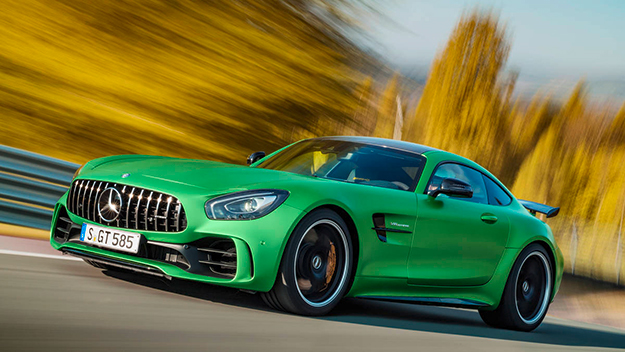 Автомобиль сезона: новый Mercedes-AMG GT R (фото 2)