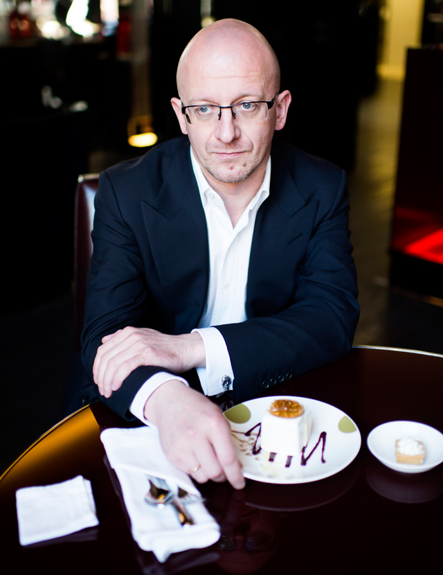 Продюсер Андрей Насоновский о "чудесах", "пахоте", работе с Эрнстом и Лагерфельдом (фото 1)