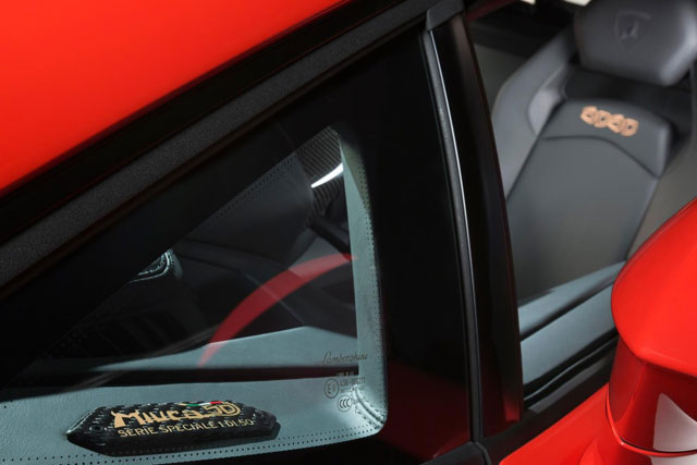 Lamborghini отмечают юбилей первого суперкара (фото 3)
