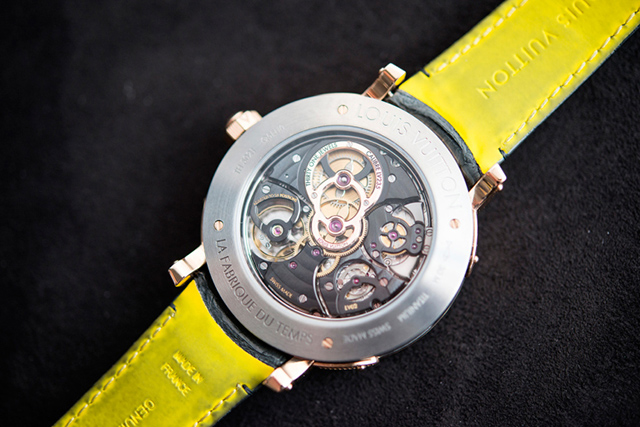 Яркая натура: Louis Vuitton представили часы с функцией мирового времени (фото 2)