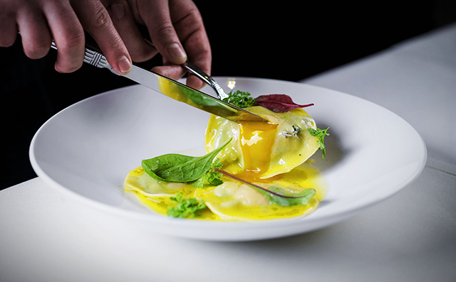 Что делать в новогодних ресторанах Москвы (фото 21)