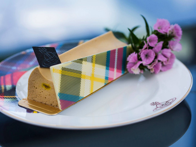 Безумное чаепитие: Вивьен Вествуд открыла кафе в Гонконге (фото 4)