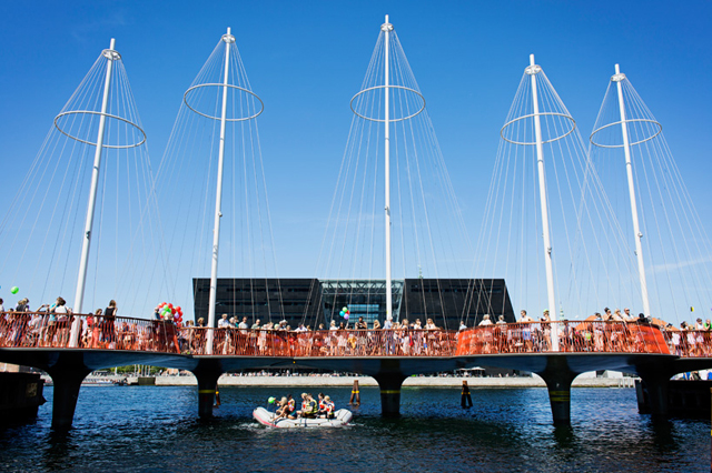 Ходить кругами: мост Олафура Элиассона в Копенгагене (фото 2)