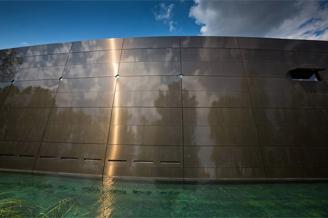 Винный погреб от Филиппа Старка (фото 3)