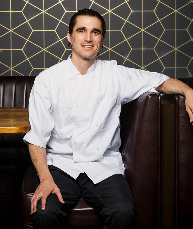 Компания Porsche открыла ресторан в Атланте (фото 4)