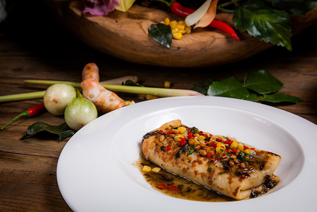 Круглые, жареные, твои: обычные блины с необычными акцентами (фото 9)