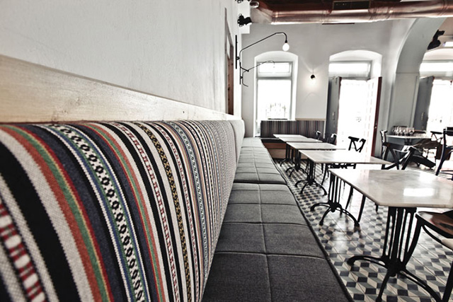 Бистро и арт-галерея LOS Symi в Эгейском море (фото 5)