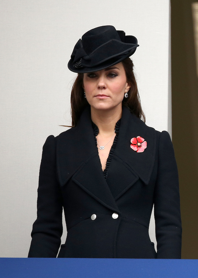 Королевская семья на церемонии Remembrance Sunday (фото 4)