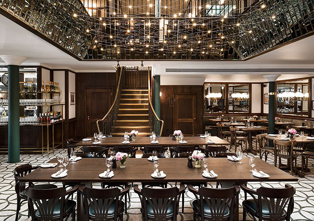 Les Deux Salons открылся после капитального ремонта (фото 1)