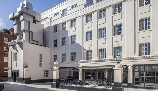 В Лондоне открылся отель The Beaumont (фото 1)